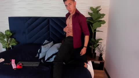 Andy Joy  online show from 5, 3, 2025