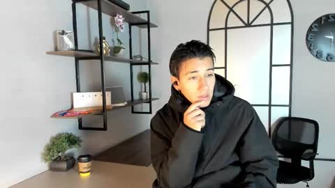 Andy Joy  online show from 23, 10, 2025