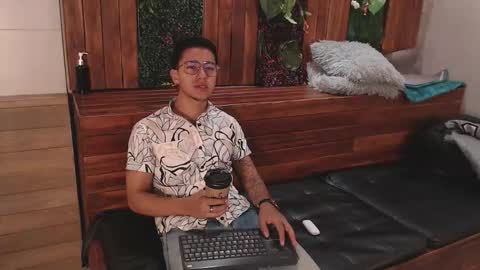 Andy Joy  online show from 10, 11, 2025