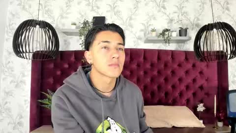 Andy Joy  online show from 28, 11, 2025