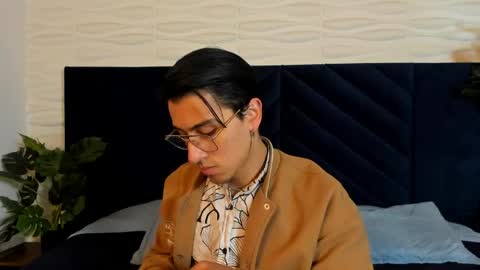 Andy Joy  online show from 1, 5, 2026