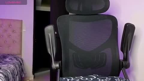 Snapshot of andykoch chatting on 9, 11, 2025 Andy online show from 9, 11, 2025