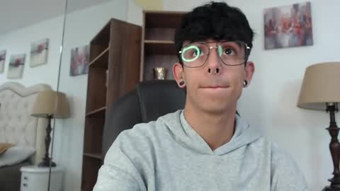 andyxibrat online show from 7, 5, 2026