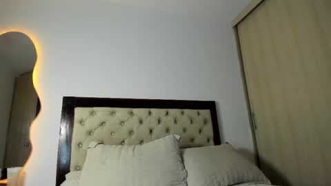          online show from 20, 3, 2026