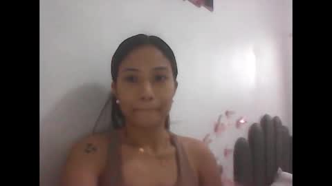 Snapshot of ange011 chatting on 25, 4, 2026 ange011 online show from 25, 4, 2026