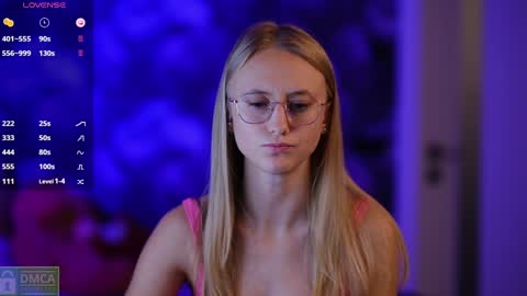 Snapshot of angeellina chatting on 8, 12, 2024 angeellina online show from 8, 12, 2024