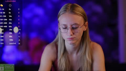 Snapshot of angeellina chatting on 10, 12, 2024 angeellina online show from 10, 12, 2024