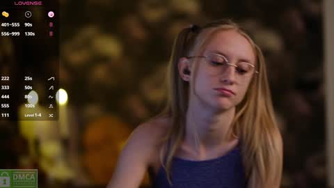 Snapshot of angeellina chatting on 11, 12, 2024 angeellina online show from 11, 12, 2024