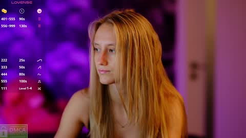 Snapshot of angeellina chatting on 28, 12, 2024 angeellina online show from 28, 12, 2024