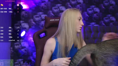 Snapshot of angeellina chatting on 11, 1, 2025 angeellina online show from 11, 1, 2025