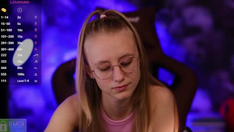 Snapshot of angeellina chatting on 30, 1, 2025 angeellina online show from 30, 1, 2025