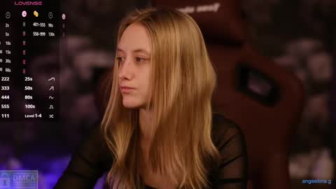 Snapshot of angeellina chatting on 1, 3, 2025 angeellina online show from 1, 3, 2025