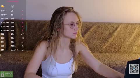 Snapshot of angeellina chatting on 1, 2, 2026 angeellina online show from 1, 2, 2026