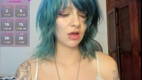 Snapshot of angel__dreams chatting on 27, 7, 2026 ANGEL online show from 27, 7, 2026