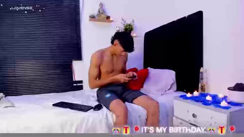 Snapshot of angel_boy0 chatting on 21, 3, 2026 angel_boy0 online show from 21, 3, 2026