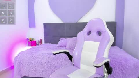 Angelica online show from 7, 5, 2026