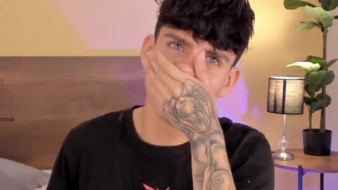 Snapshot of angel_eros_ chatting on 1, 2, 2026 Angel online show from 1, 2, 2026