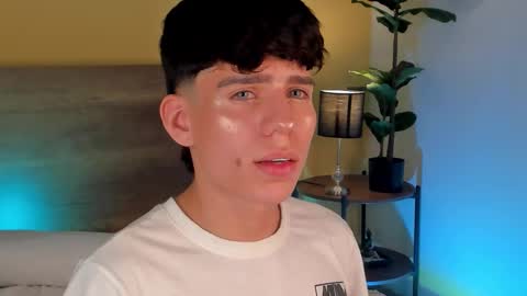 Snapshot of angel_eros_ chatting on 12, 2, 2026 Angel online show from 12, 2, 2026