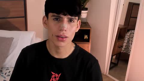 Snapshot of angel_eros_ chatting on 5, 3, 2026 Angel online show from 5, 3, 2026