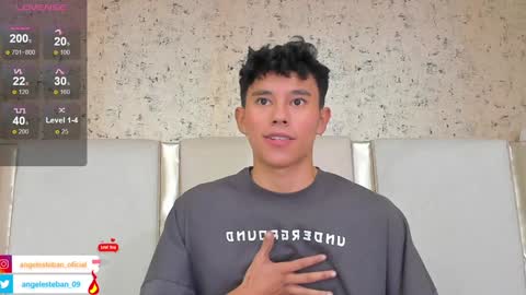 ngel Esteban  online show from 15, 1, 2025