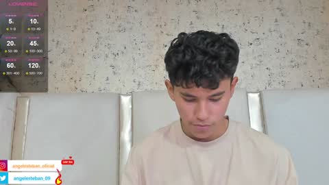 ngel Esteban  online show from 16, 1, 2025