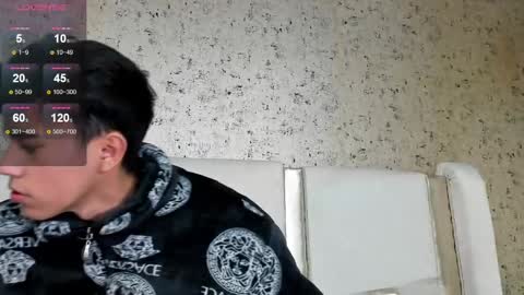 ngel Esteban  online show from 26, 1, 2025