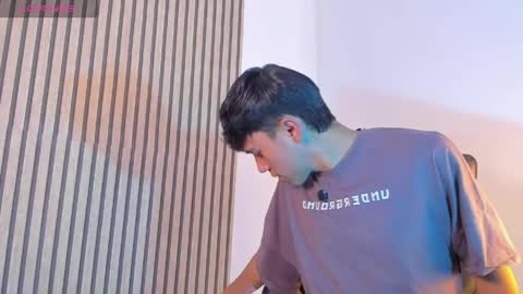 ngel Esteban  online show from 1, 5, 2026