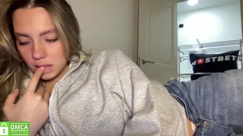 Snapshot of angel_from_sky chatting on 25, 1, 2025 Greetings  Jess online show from 25, 1, 2025