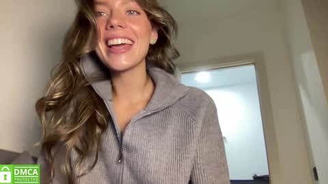 Snapshot of angel_from_sky chatting on 9, 9, 2025 Greetings  Jess online show from 9, 9, 2025