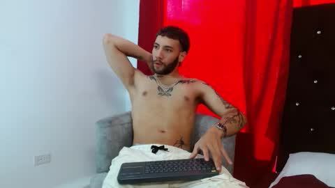 angel_kyrozz online show from 17, 10, 2025