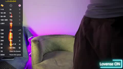 angel_kyrozz online show from 8, 7, 2026