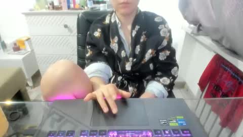 Snapshot of angel_lee__ chatting on 16, 1, 2025 angel_lee__ online show from 16, 1, 2025