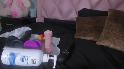 Angel  online show from 12, 1, 2025