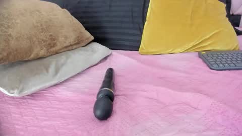 Angel  online show from 15, 3, 2026