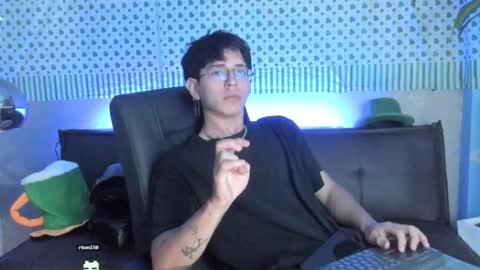 Snapshot of angel_scott2 chatting on 12, 3, 2026 angel_scott2 online show from 12, 3, 2026