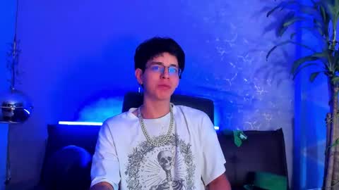 Snapshot of angel_scott2 chatting on 16, 3, 2026 angel_scott2 online show from 16, 3, 2026