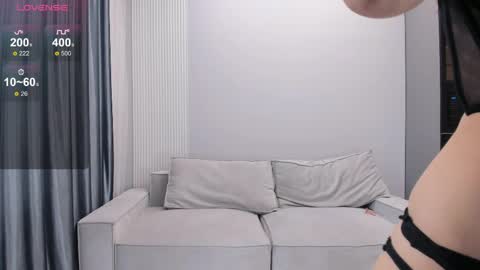 angel_soo online show from 19, 4, 2026