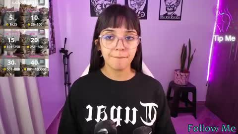 Angela online show from 25, 2, 2025