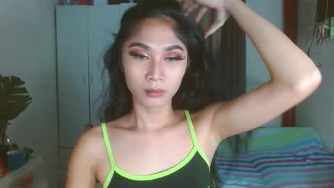 Snapshot of angela_mccollins chatting on 5, 1, 2025 angela online show from 5, 1, 2025