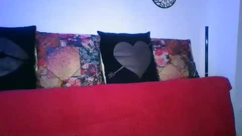  Angela  online show from 4, 2, 2025