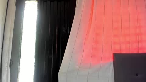 angela_nix online show from 6, 11, 2025