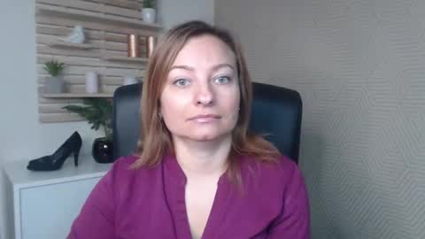 Angela online show from 30, 9, 2025