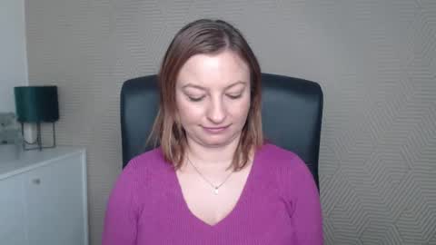 Angela online show from 18, 11, 2025