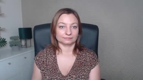 Angela online show from 24, 11, 2025