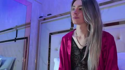 Snapshot of angela_white22 chatting on 26, 4, 2026 angela_white22 online show from 26, 4, 2026