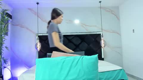 ANGELA online show from 12, 9, 2025