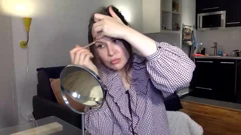 Angela online show from 27, 11, 2025