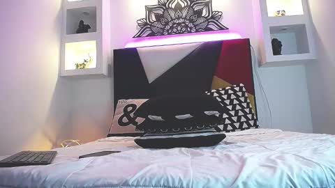 Snapshot of angelbacker chatting on 15, 1, 2025 Angel online show from 15, 1, 2025