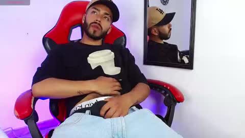 Snapshot of angelbacker chatting on 1, 2, 2026 Angel online show from 1, 2, 2026