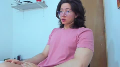 Snapshot of angelbennet_ chatting on 14, 2, 2025 Angel Bennet online show from 14, 2, 2025